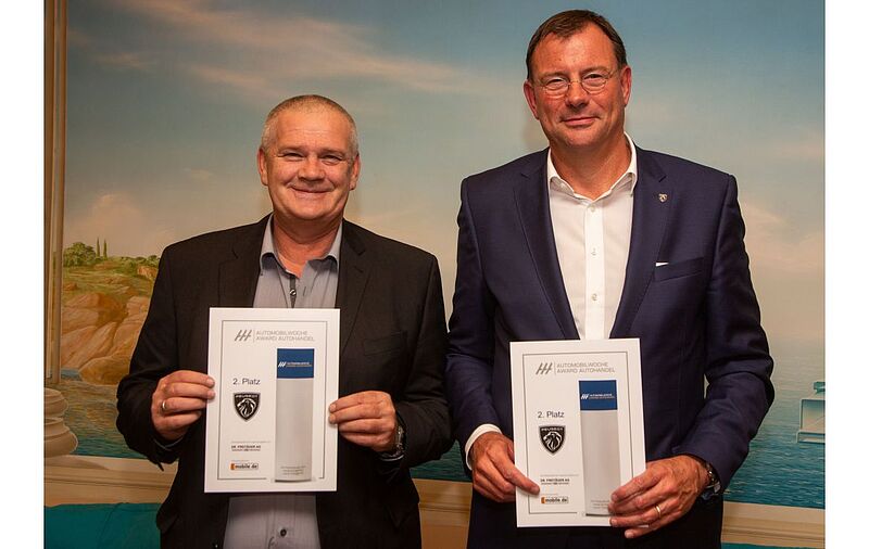 PEUGEOT Partner werden mit Triple A ausgezeichnet