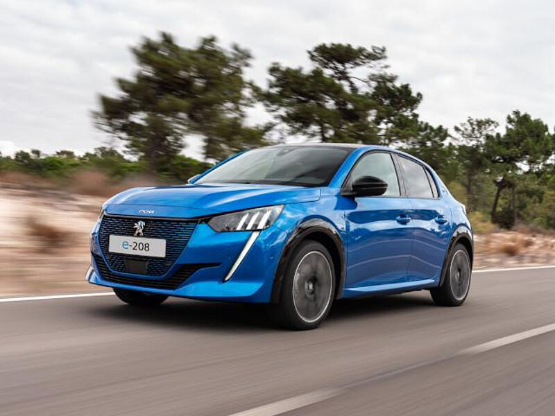 Löwenmarke feiert Marktstart des PEUGEOT 208 und e-208